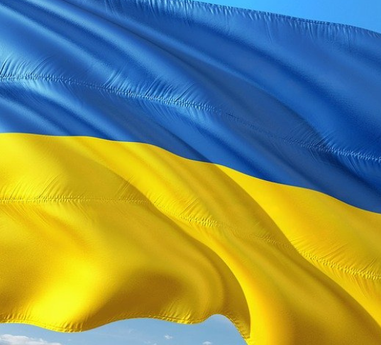 Une_Drapeau_Ukraine